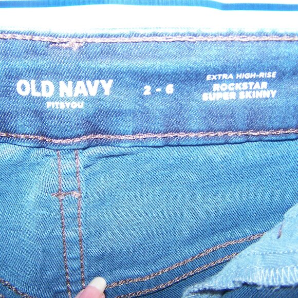 Old Navy Extra High Rise Rockstar Super Skinny Jeans Fits Sz 2-6 - Picture 6 of 8